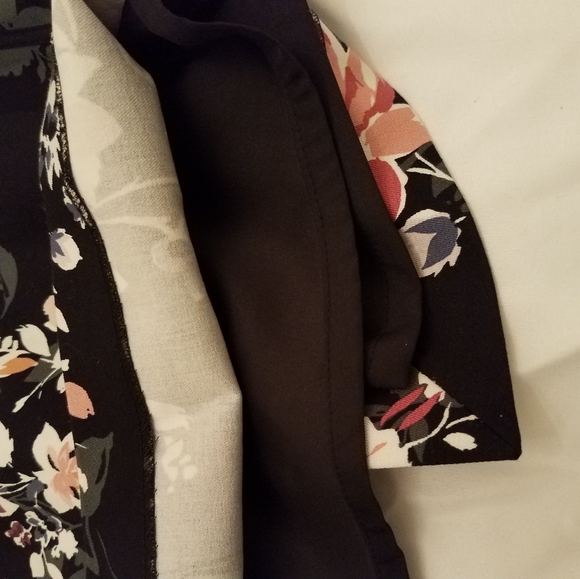 Floral A-line skirt from White House Black Market - Picture 6 of 11